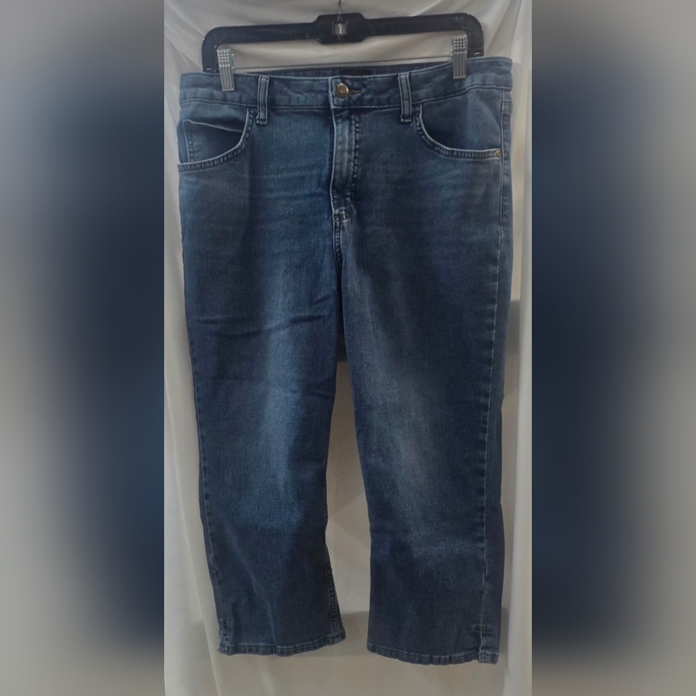 Women's Lee Blue Denim Capri Jeans SIZE 14